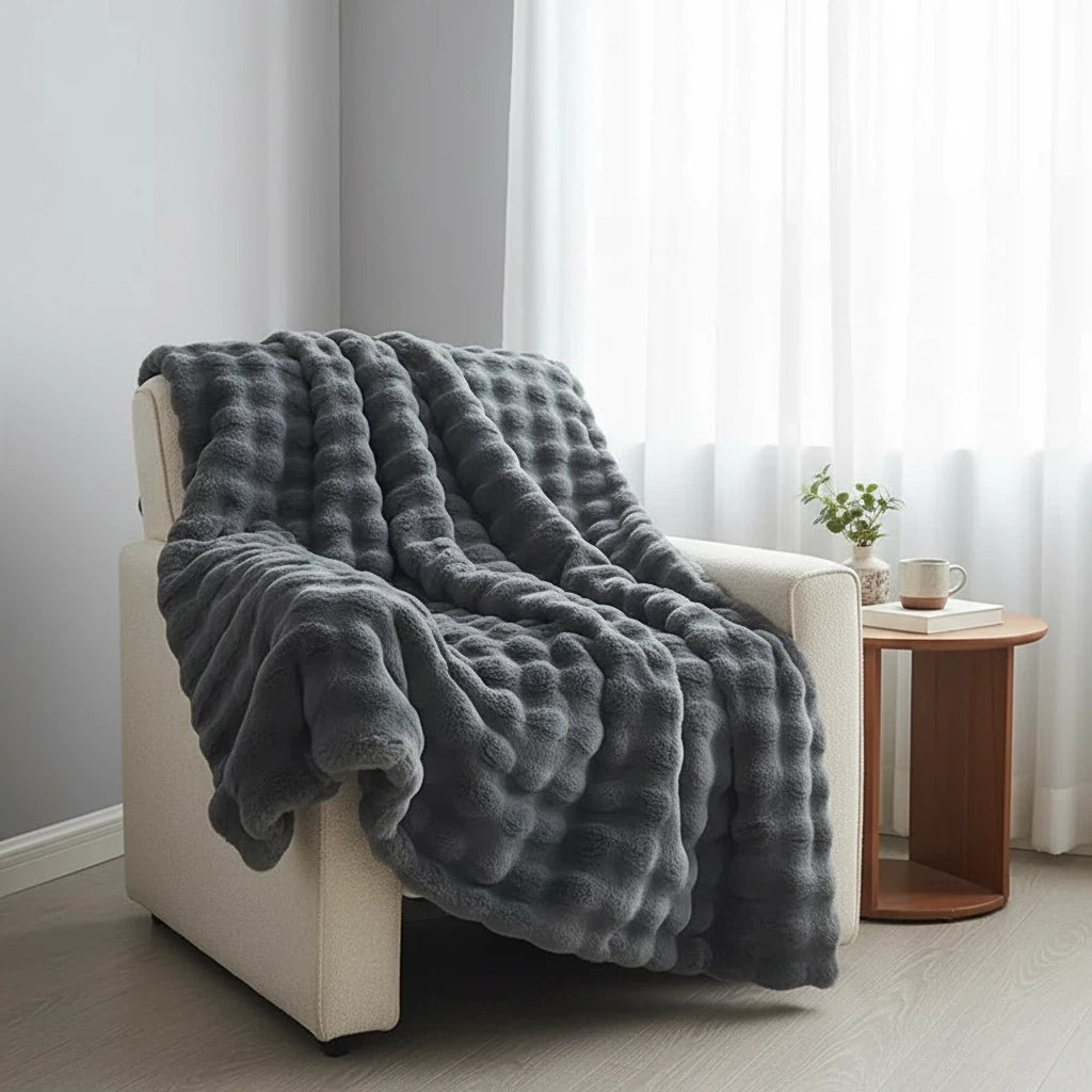 Blanket with Faux Fur Texture | Cozy Home Decor